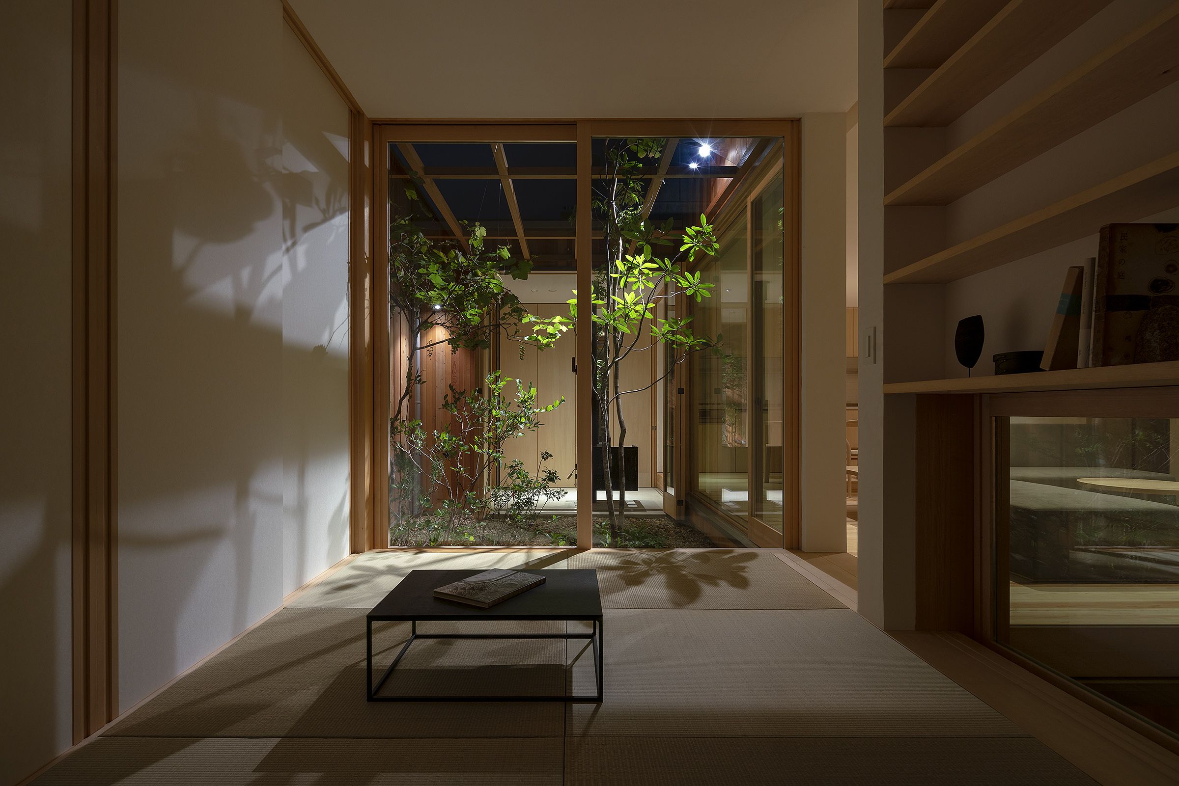 House in Akashi, arbol | International Design Awards Winners