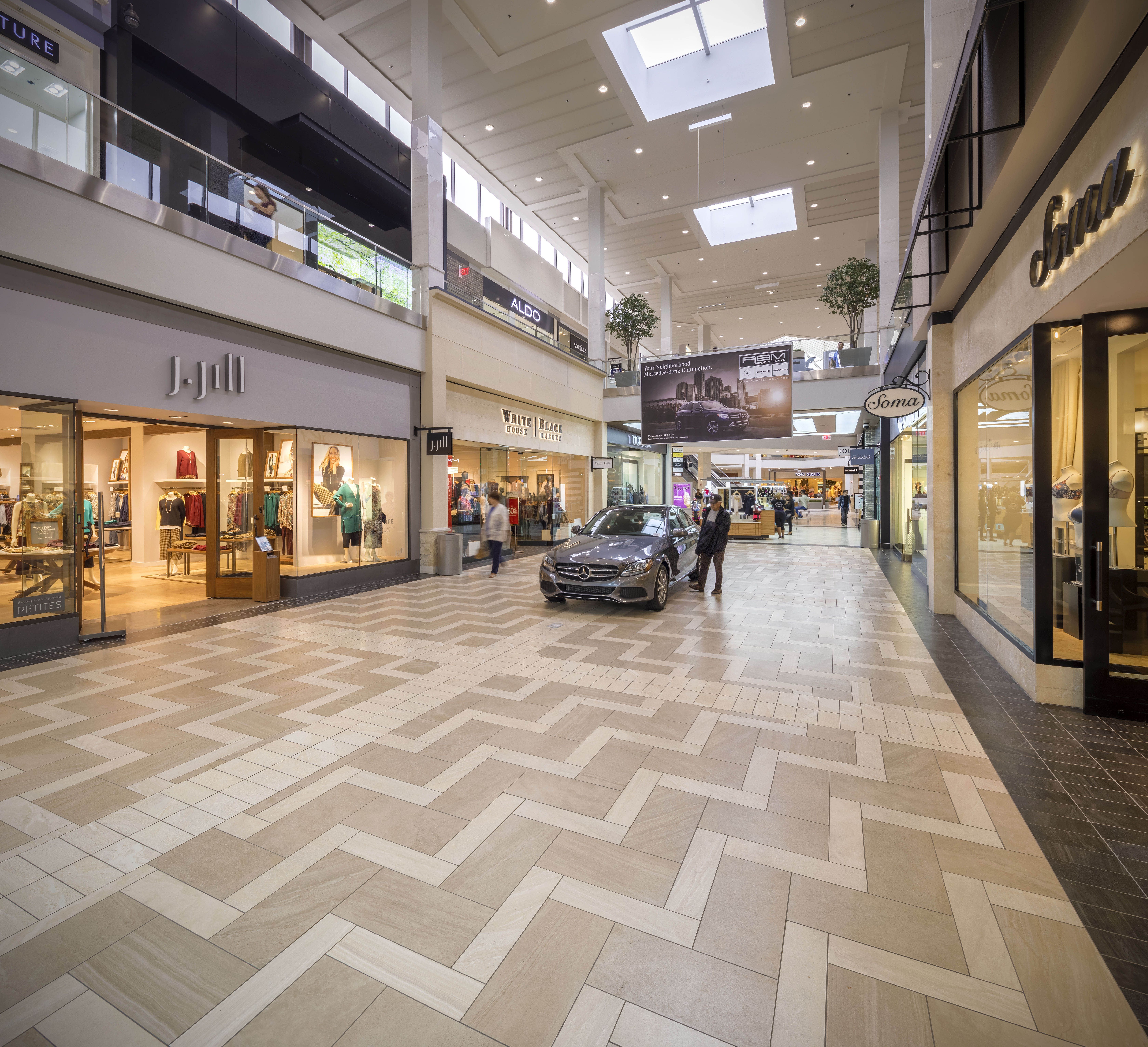 Perimeter Mall, Architecture Design Collaborative | International Design Awards Winners