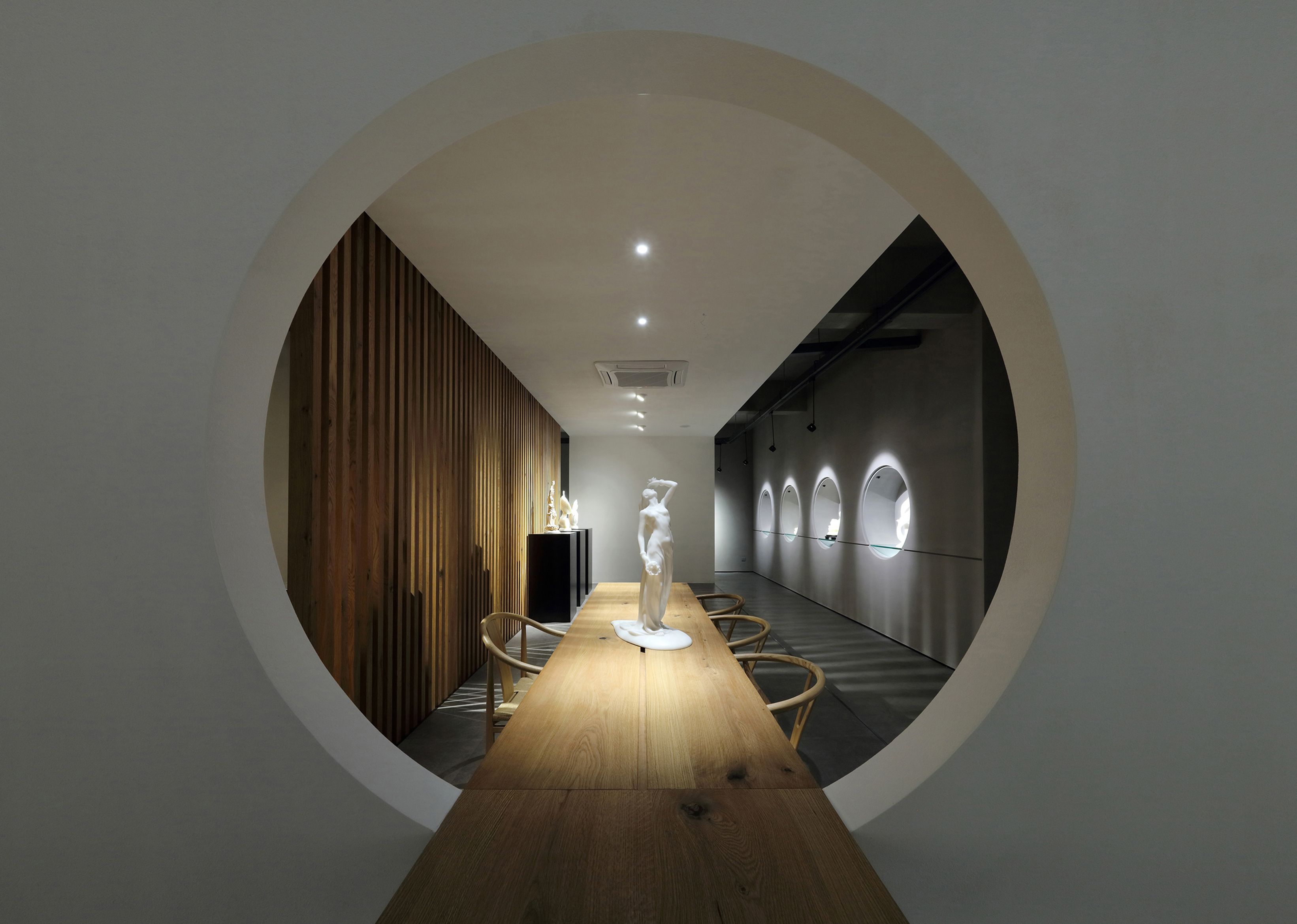 The show room of Jade Buddha Sculptures by XiaoYi Zhang, Xiamen Moving