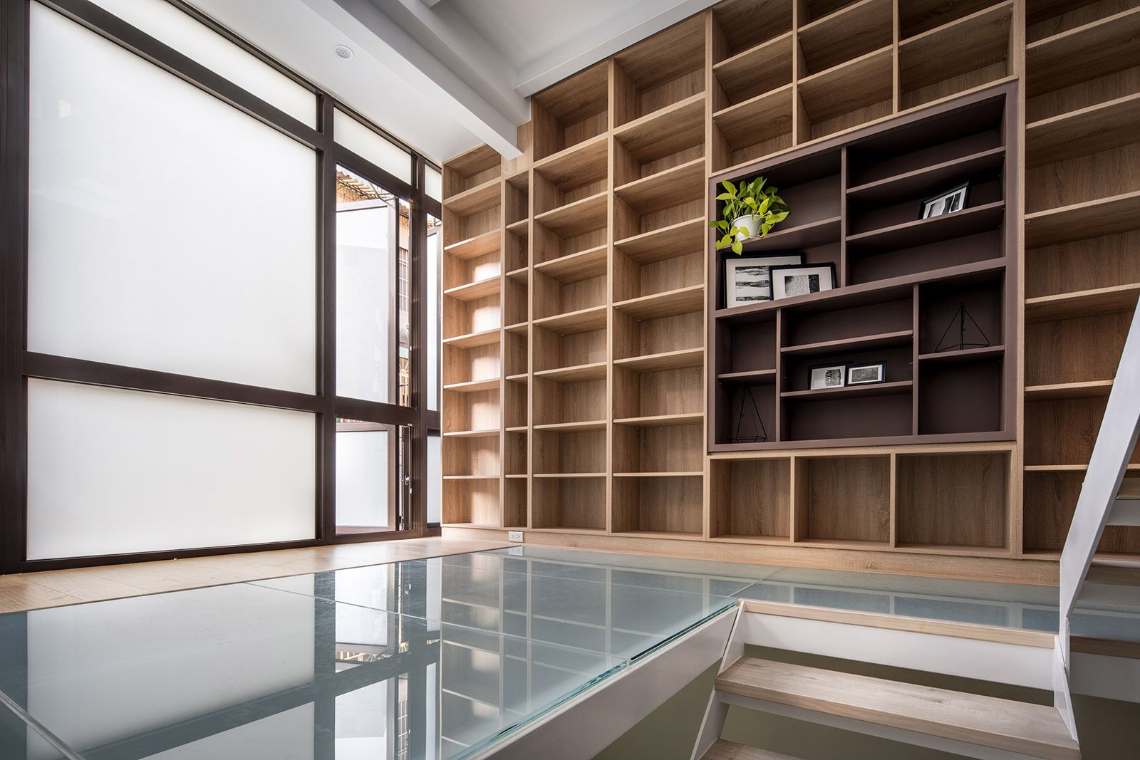 Transcending in Formation, An.Design | International Design Awards Winners