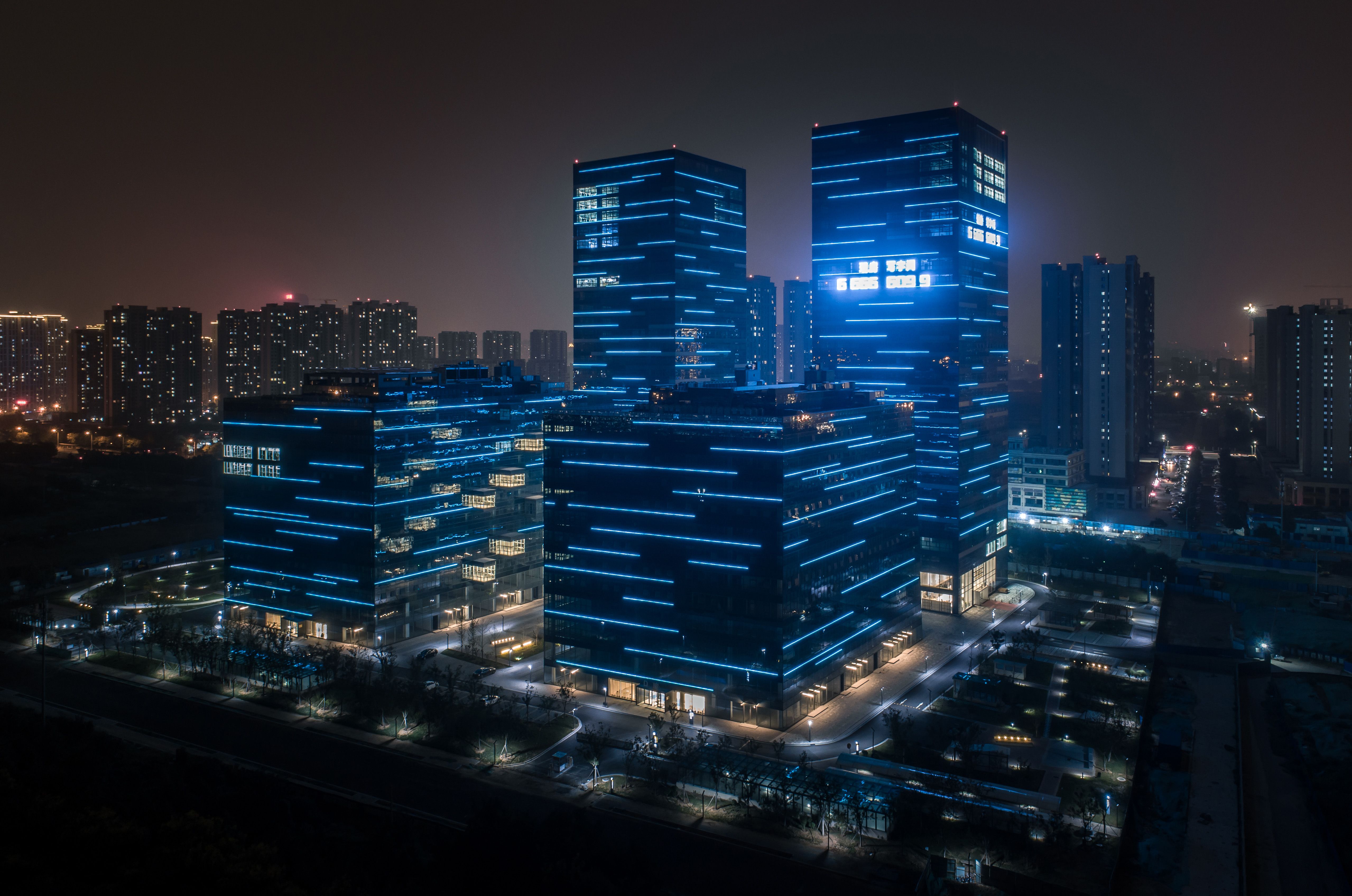 Xijin Time Square, Jinan, Beijing Puri Lighting Design Co.,LTD. | International Design Awards Winners