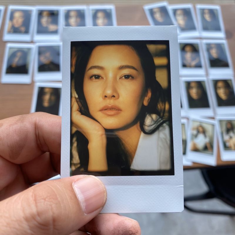 Hasselback Portrait | Instant Camera Back for Hasselblad