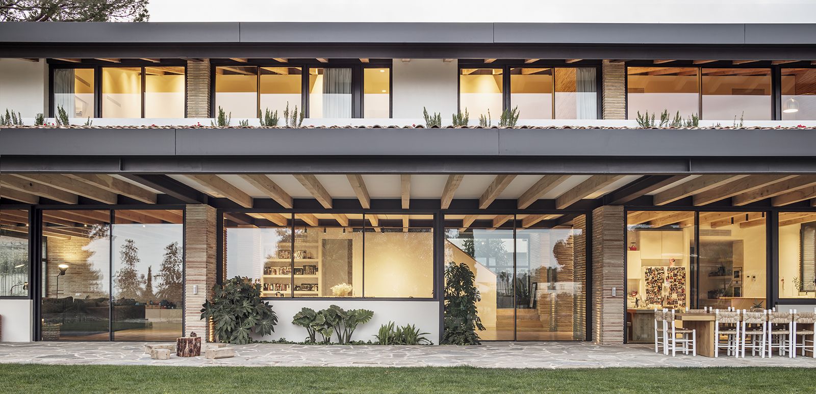 SV House , Jofre Roca arquitectes  | International Design Awards Winners