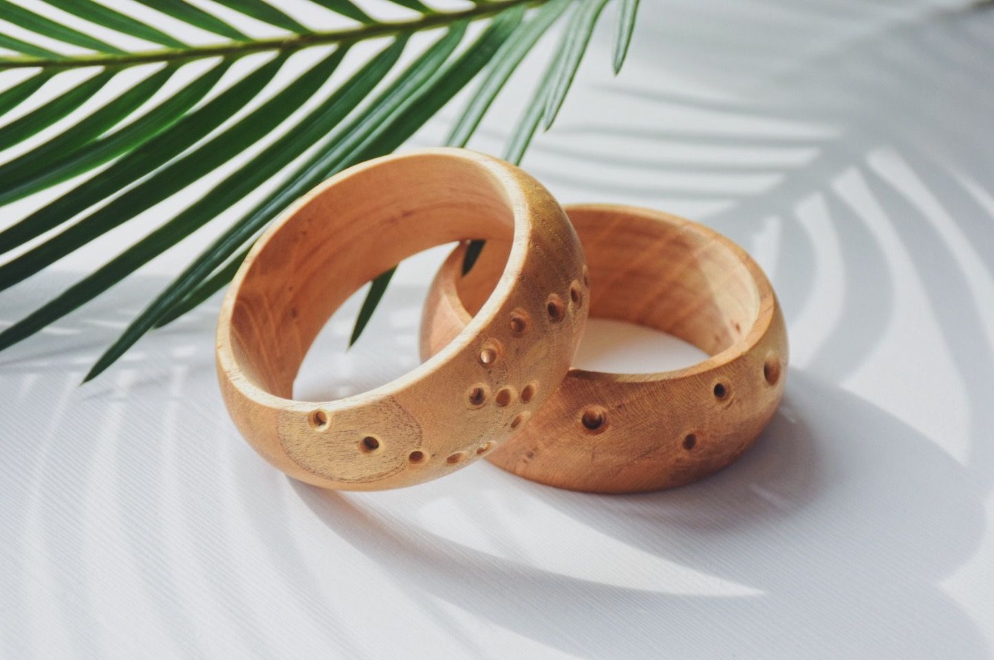 DO LA bracelet,  | International Design Awards Winners