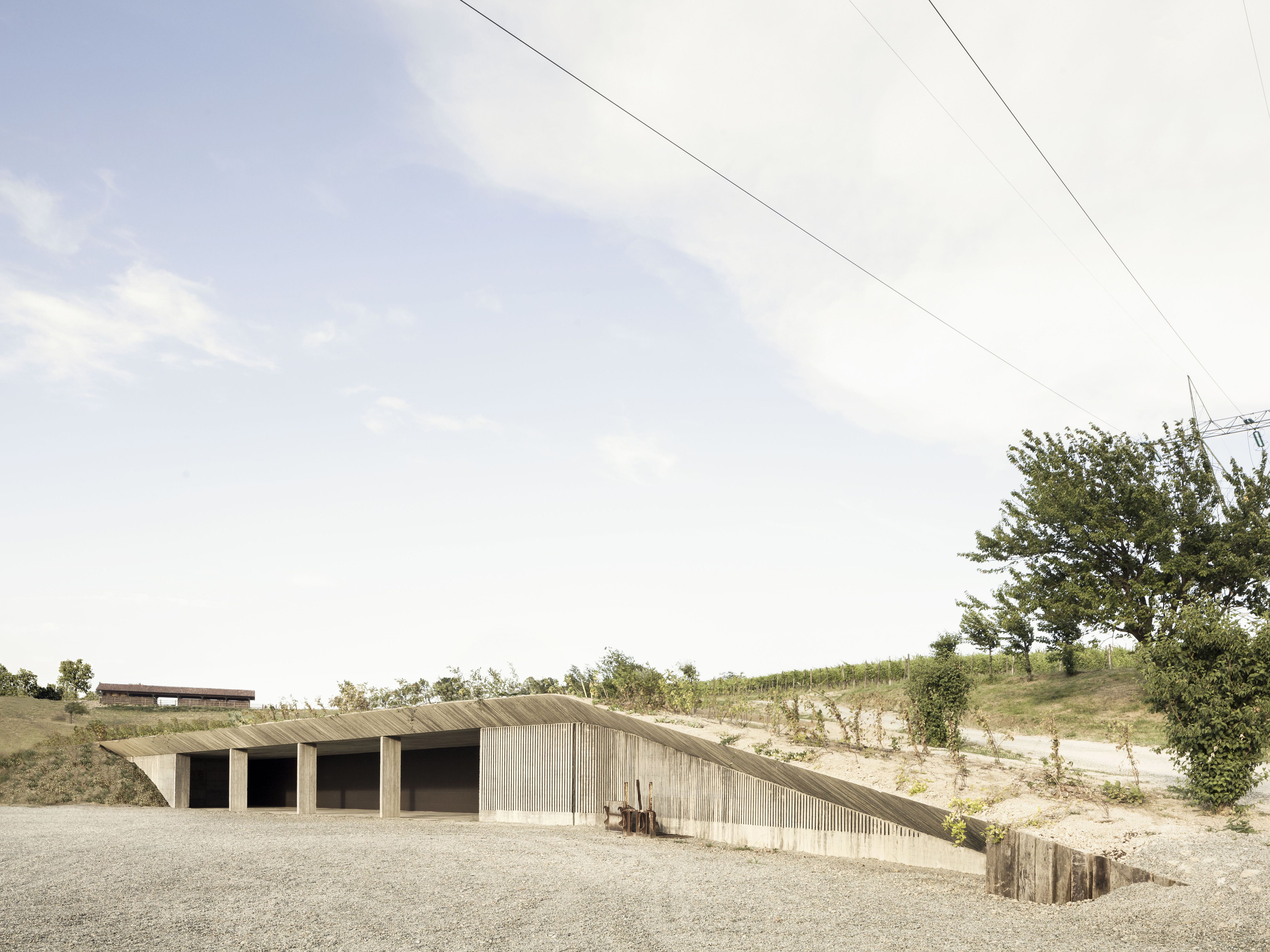 Agricultural Machinery Depot, deamicisarchitetti | International Design Awards Winners