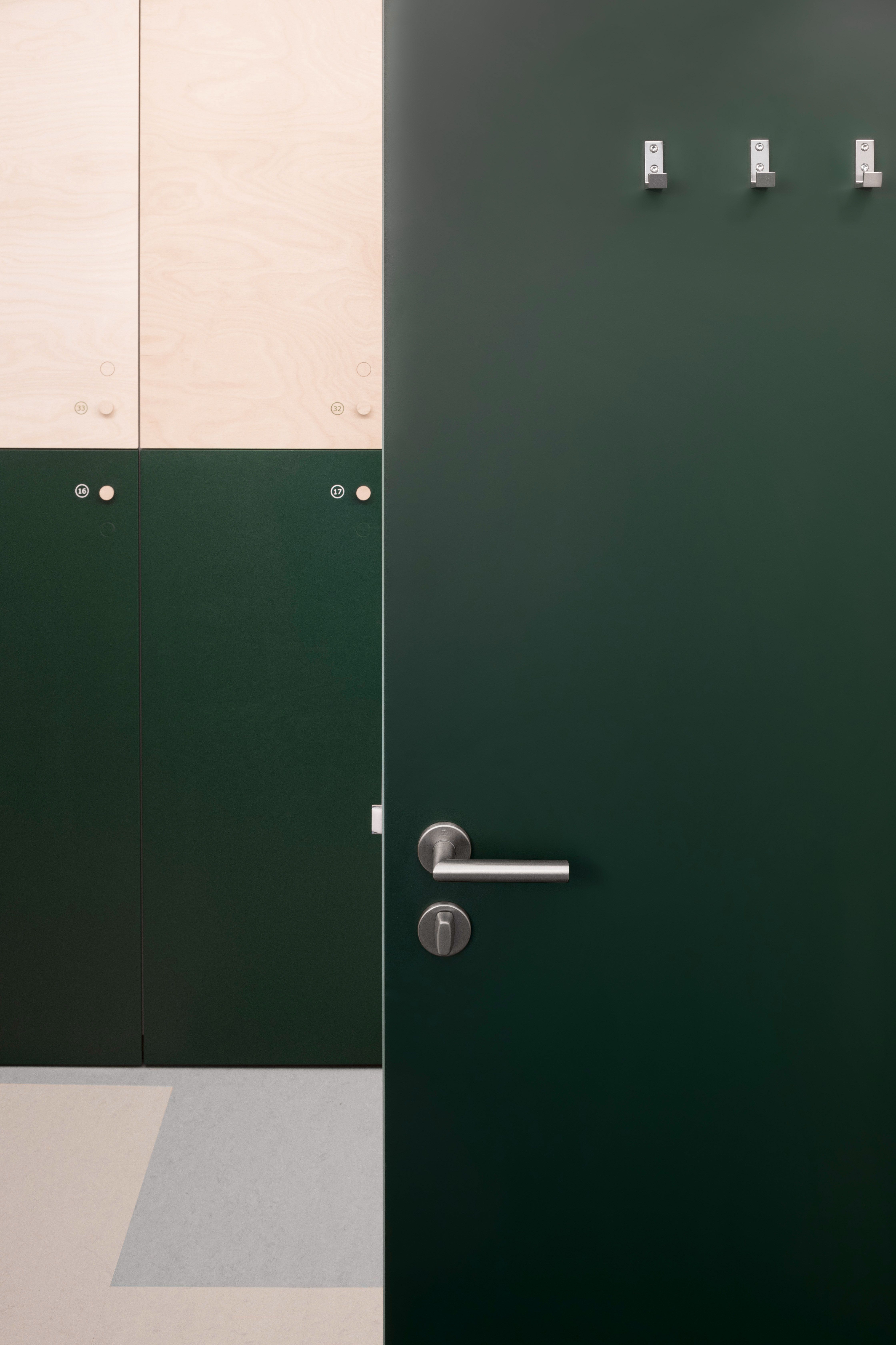 Green Marmot Capsule Hotel Zurich, Weyell Berner Architekten GmbH | International Design Awards Winners