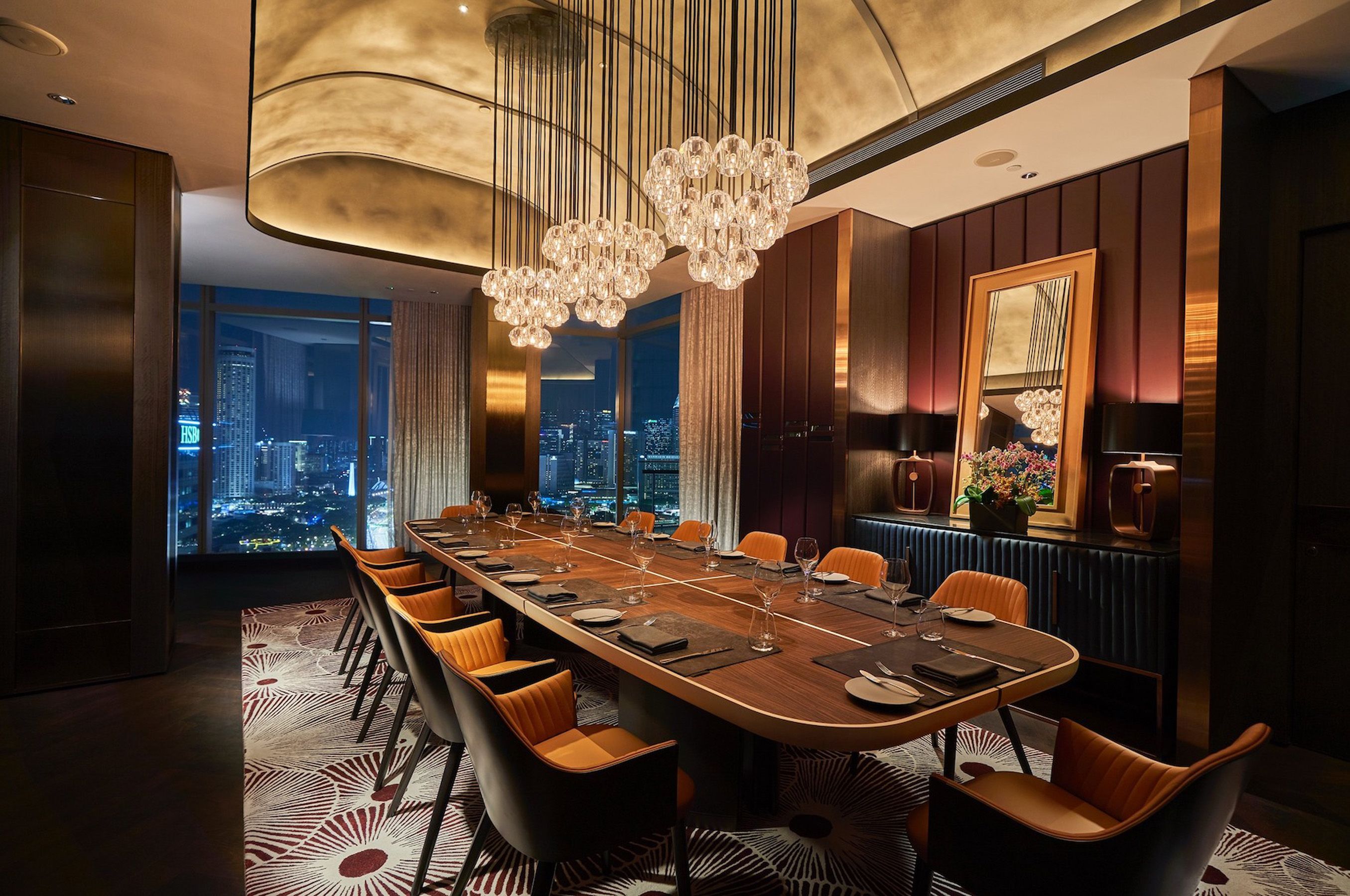 VUE@OUE Bayfront Bar & Restaurant, Klaasen Lighting Design | International Design Awards Winners