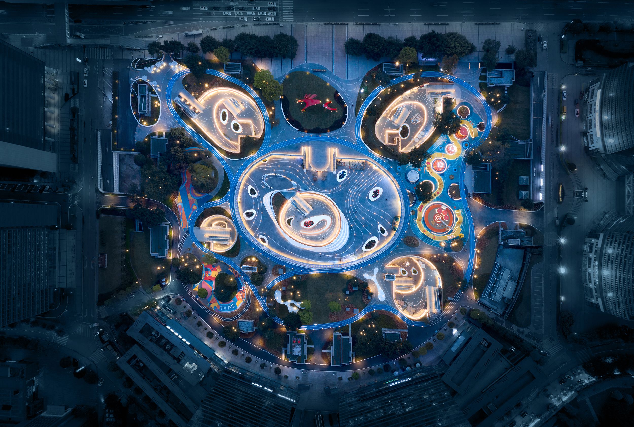 Chongqing Dowell The Oval, W+ Architecture Design Consulting (Shanghai) Co., Ltd. | International Design Awards Winners