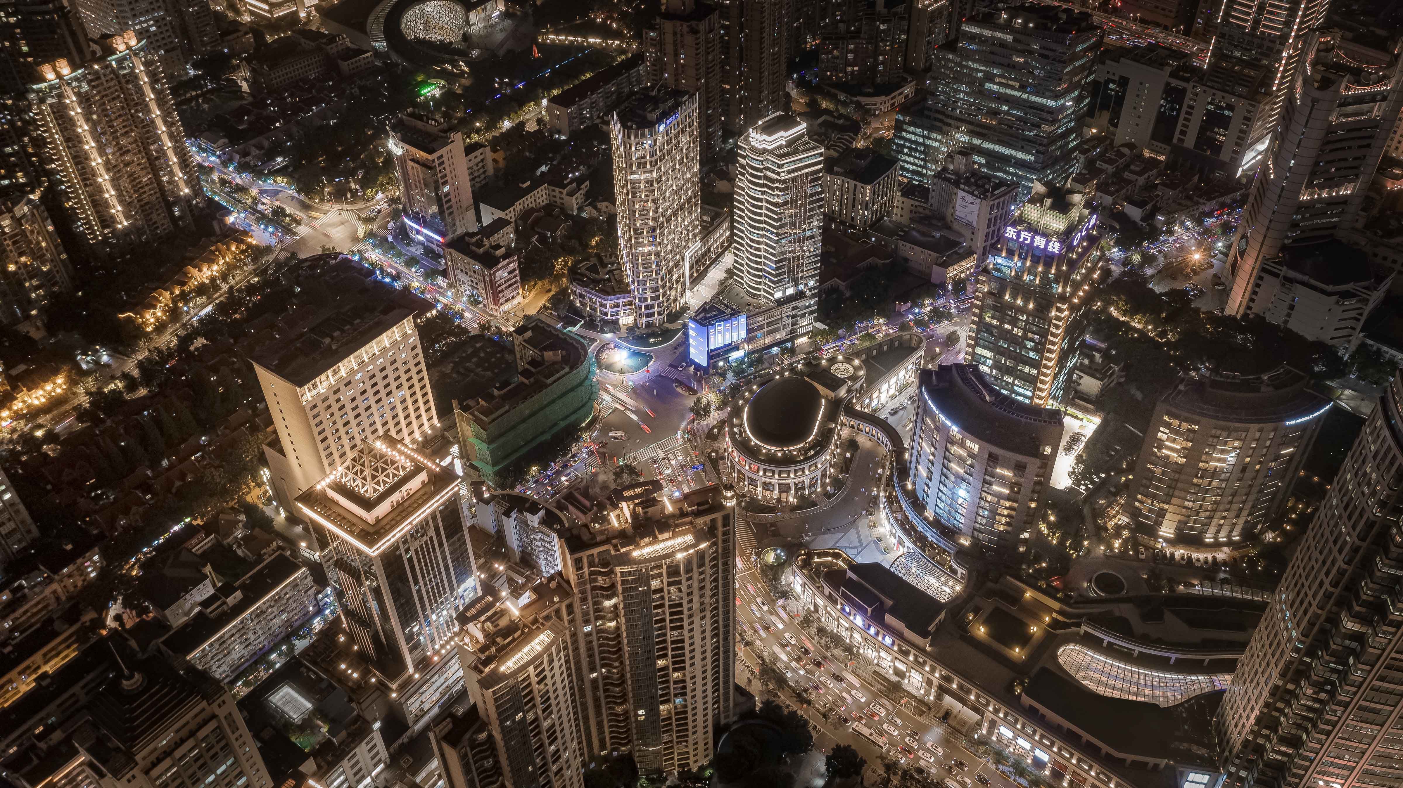 General lighting planning and design of buildings and landscapes in West Nanjing Road, Rdesign International Lighting | International Design Awards Winners