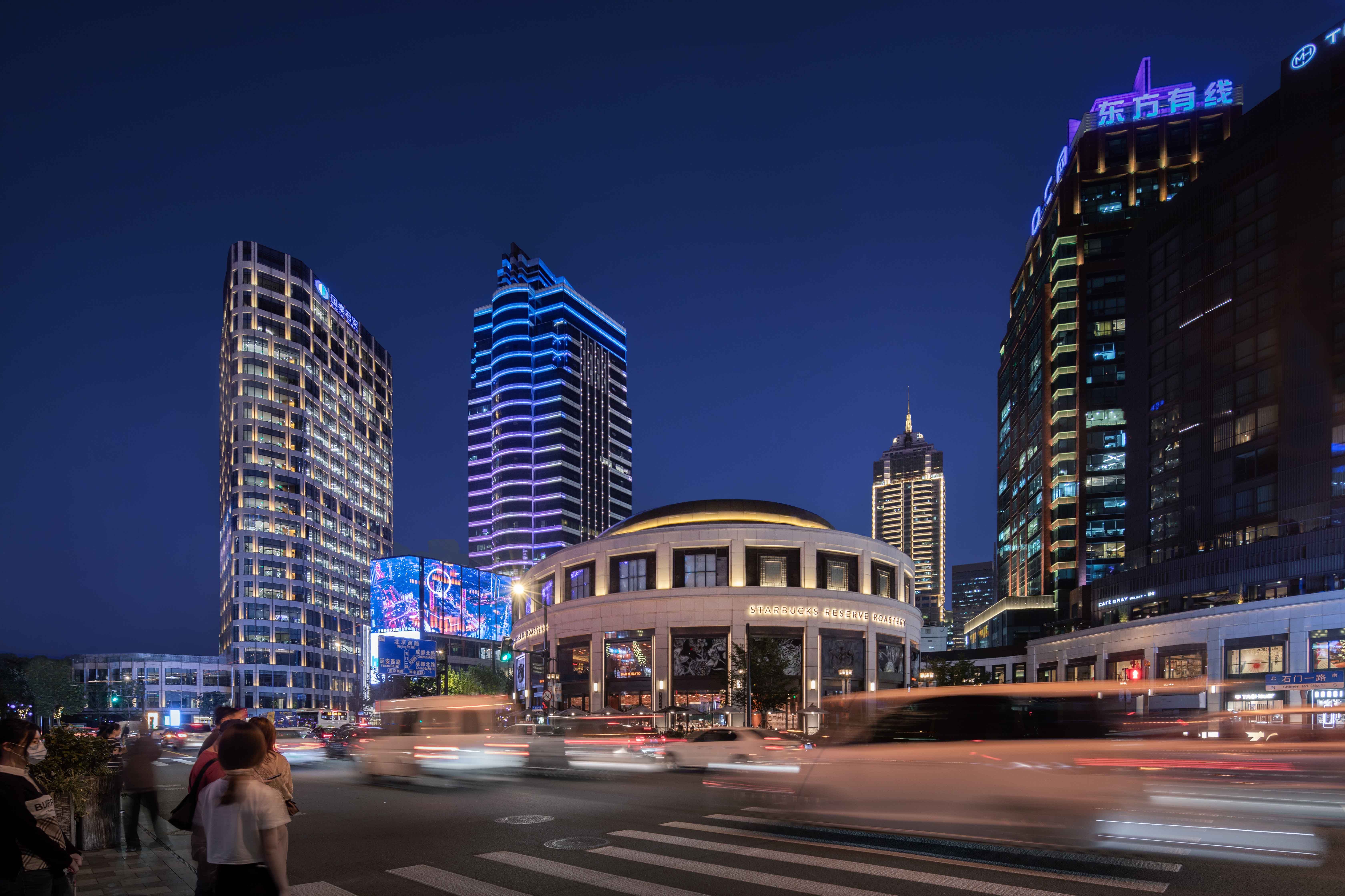 General lighting planning and design of buildings and landscapes in West Nanjing Road, Rdesign International Lighting | International Design Awards Winners