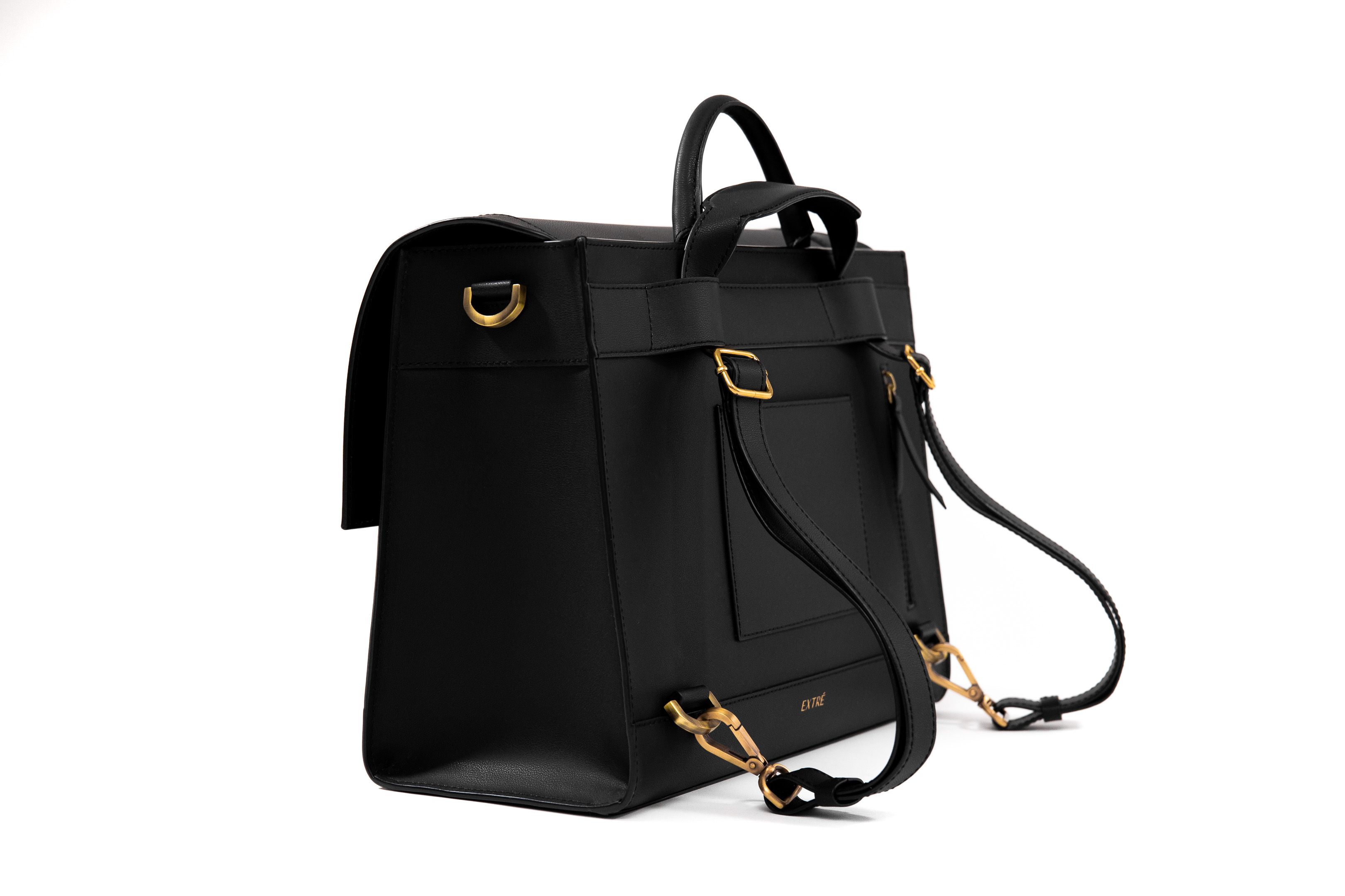 Big Black Bag, Extré | International Design Awards Winners