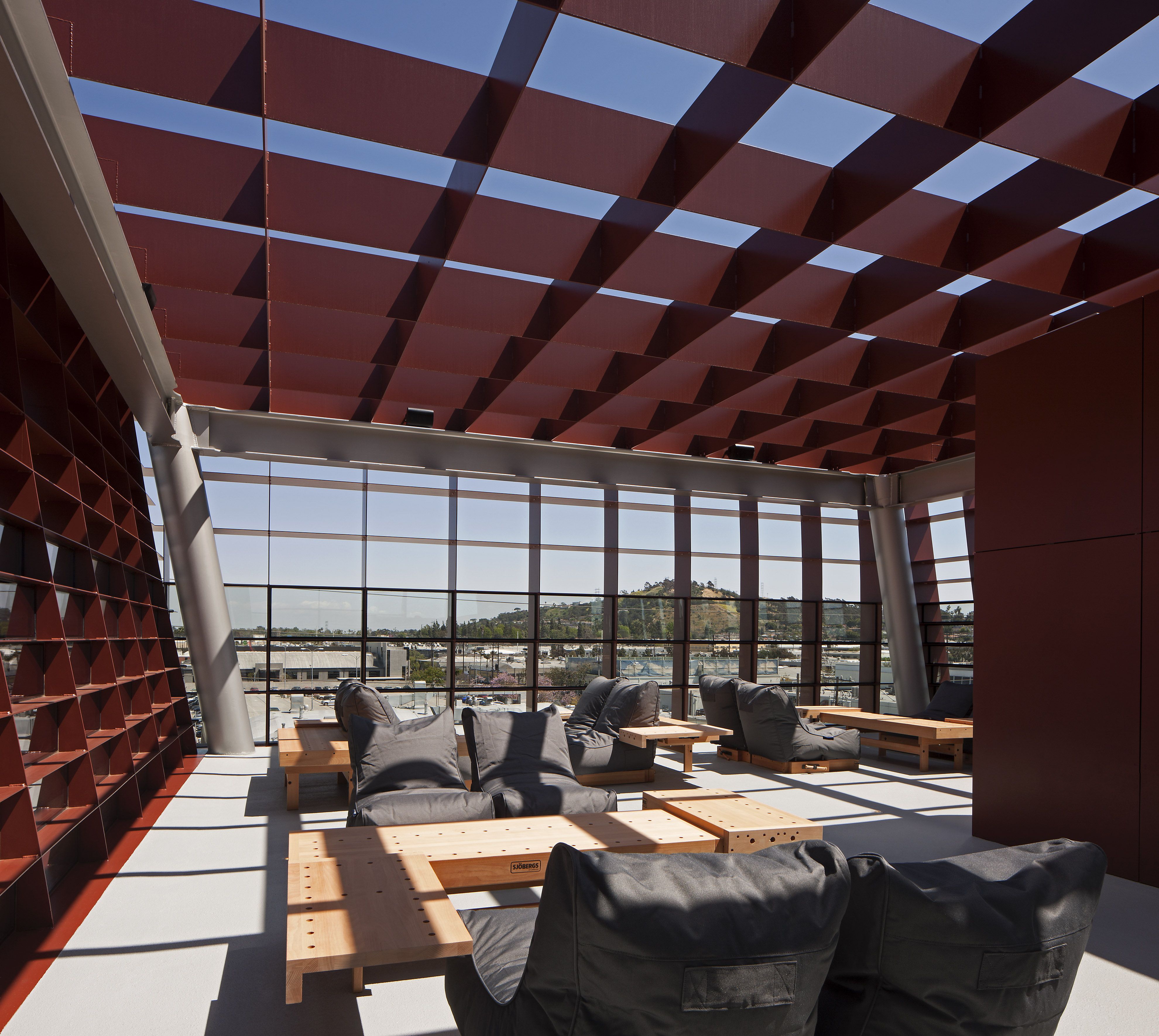 Vespertine, Eric Owen Moss Architects | International Design Awards Winners