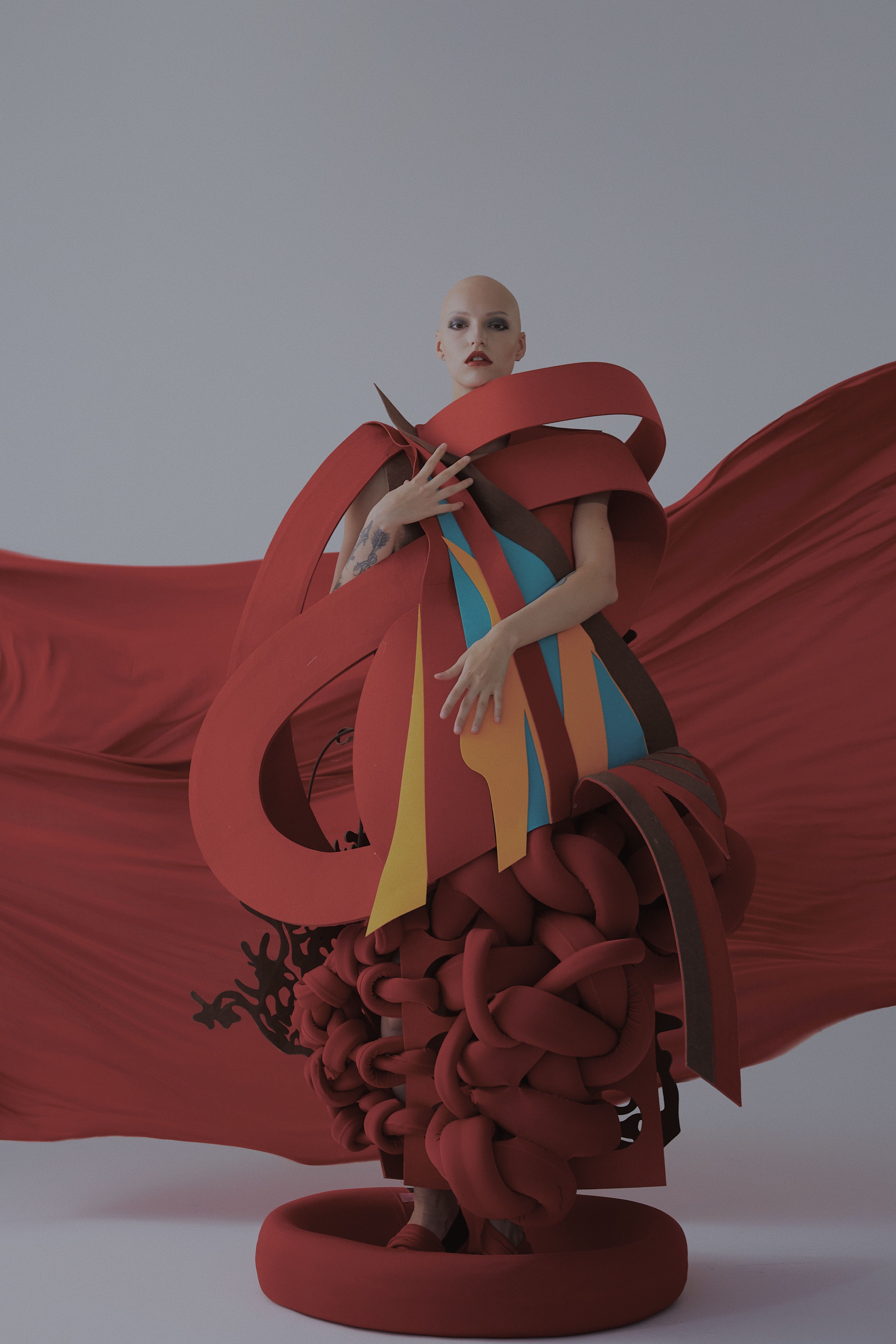 The thinker is the thinker think,  | International Design Awards Winners