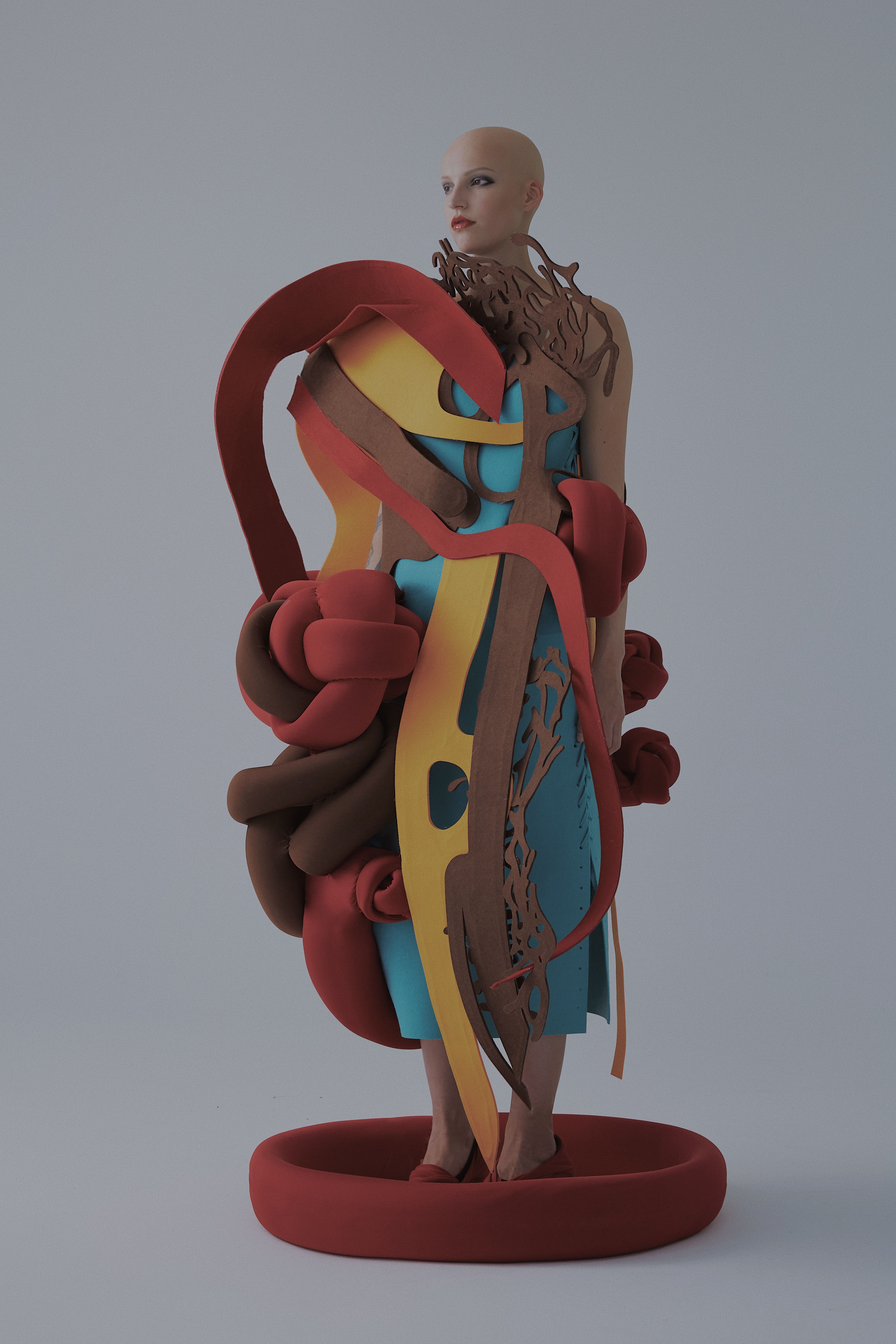 The thinker is the thinker think,  | International Design Awards Winners