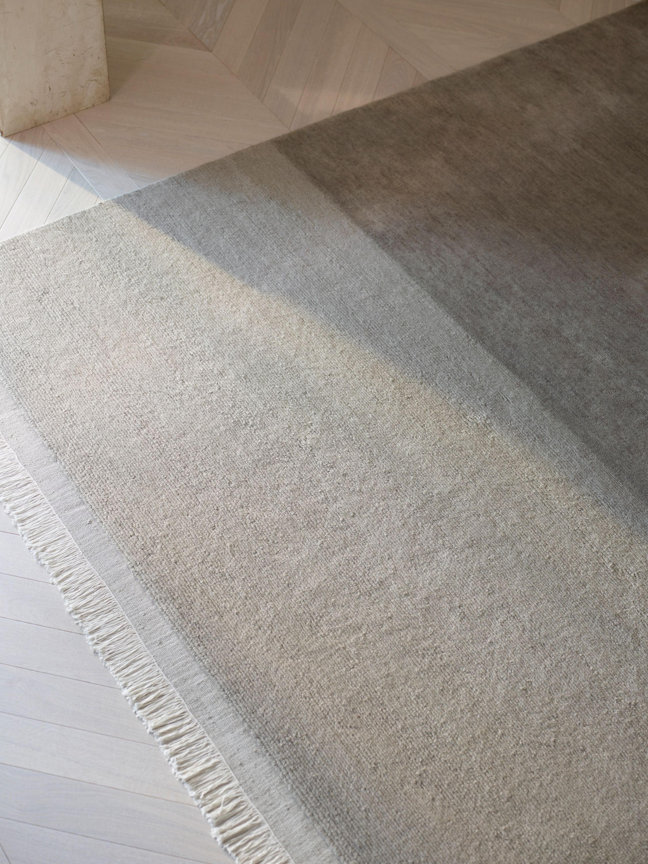 Ellipse Collection, Armadillo | International Design Awards Winners