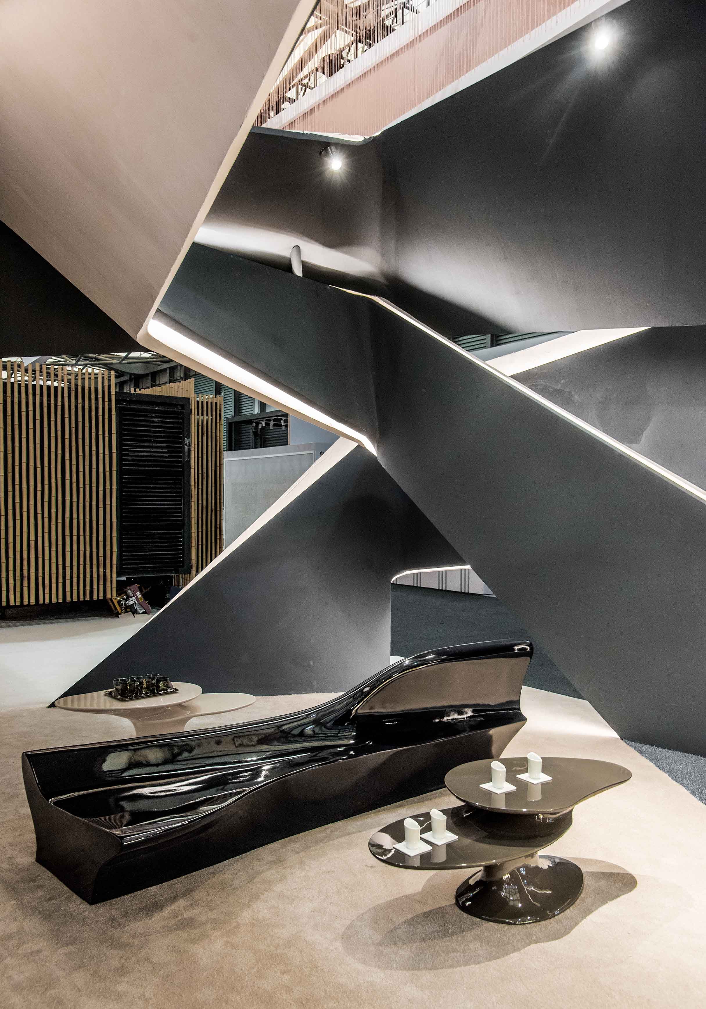 TWISTING, KLID ( Kris Lin International Design) | International Design Awards Winners