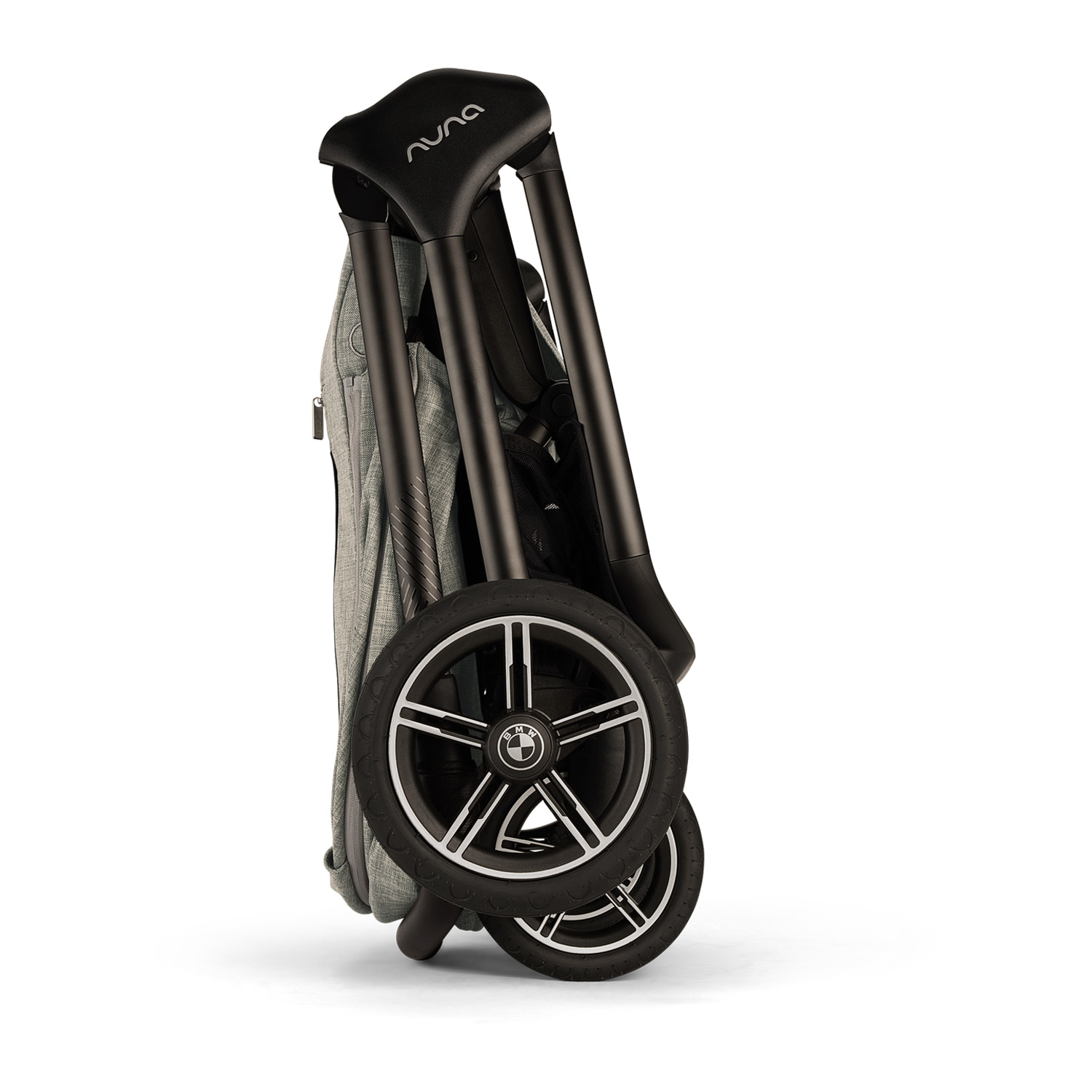 TRIVnext BMW Graphene 1500X1500 (3)