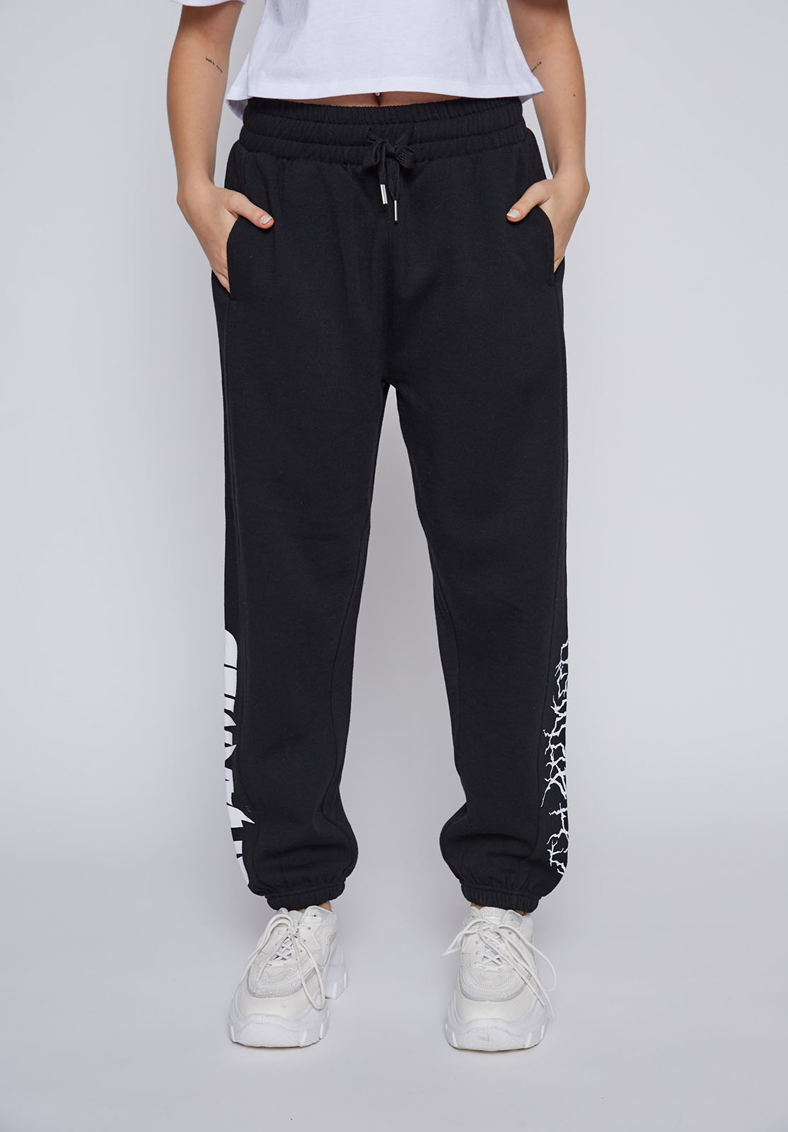 Ripley - PANTALÓN BUZO MUJER CON PUÑOS ELECTRIC NEGRO