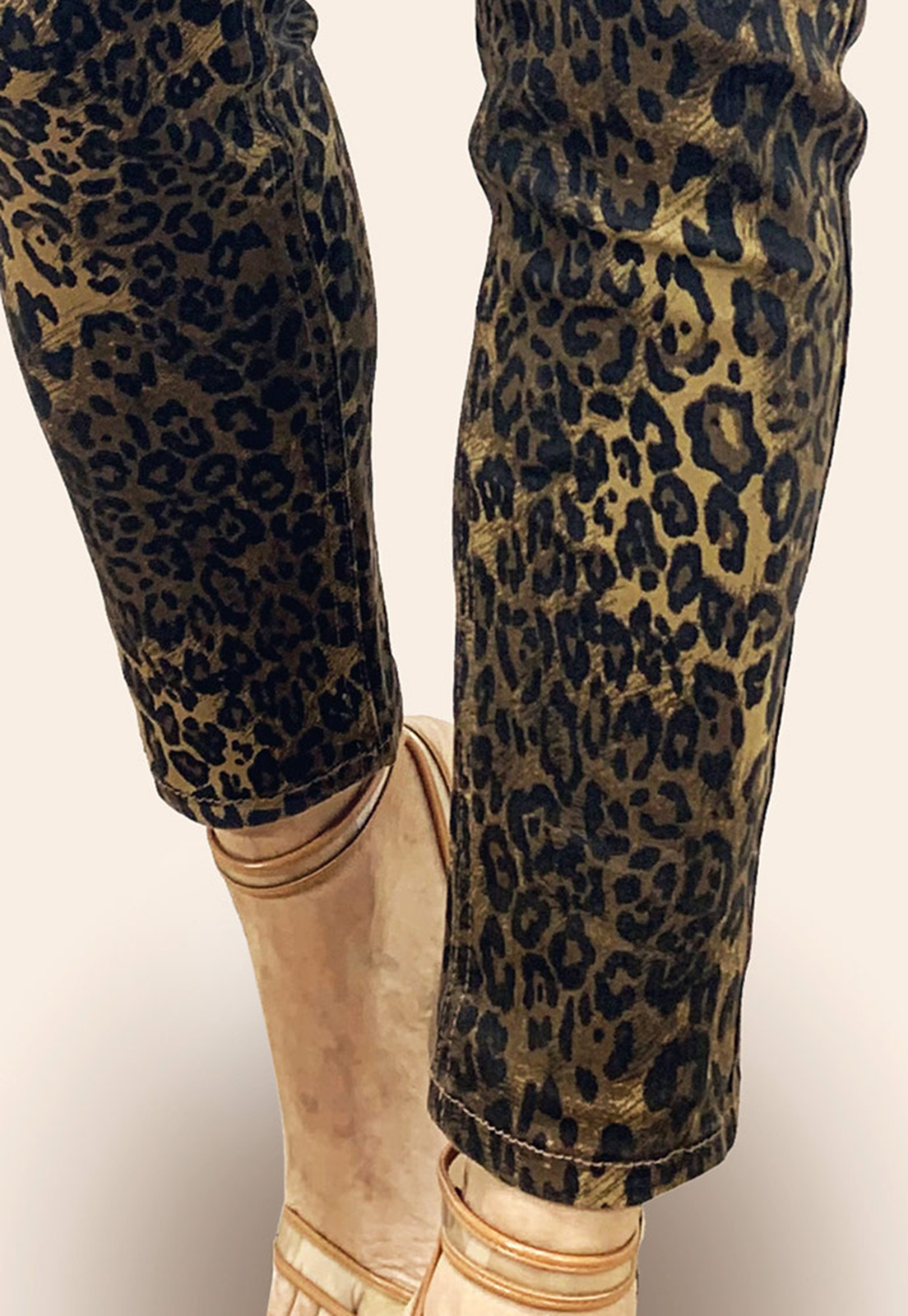 jeans Camuflado para Dama: COP200 Colombiamoda, basic trends, moda colombia,ropa  mujer,ropahombre, tendencia, chaquetas, jeans,  blusas,elegante,economica,seguro,tienda online, moda.domicilio gratis,  pagos contra entrega, vestidos, blazer, sudaderas 