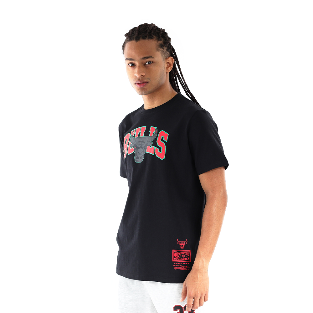 Ripley - POLERA DE MANGA CORTA PREMIUM ORIGINAL MITCHELL AND NESS CHICAGO  BULLS NEGRA CBM