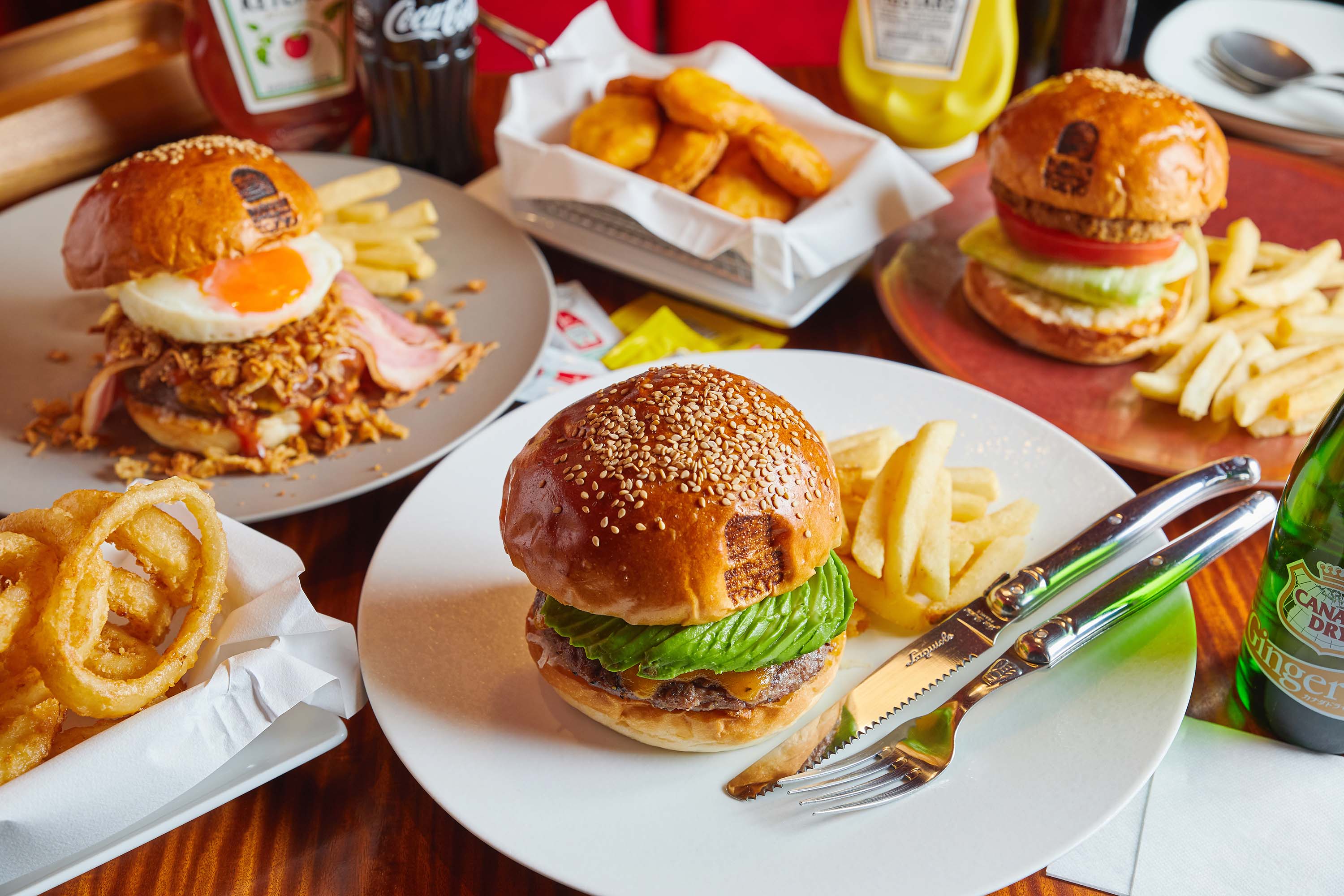 Burger Revolution Tokyo Wine Bar 六本木店 六本木 ファーストフード ベジタリアン Goo地図