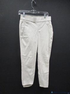 VGC Nine West Women's Heidi Pull-On Crop Off White Jeggings Size 4