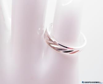 2.6g 925 Sterling Silver K.lili 707 Trademarked Brushed Patterned Ring Size 5