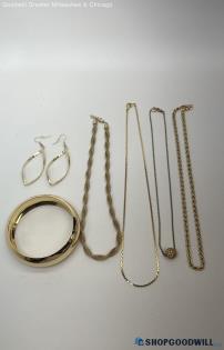 Monet Sarah Coventry Unbranded Gold Tone Layering Necklaces Bracelet Earrings