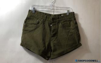 Size 32 Children Patagonia Green Shorts