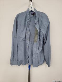 Patagonia Men's Long Sleeve Button-Up Shirt Size L Blue
