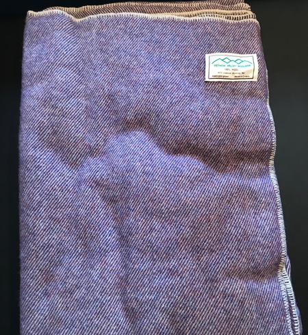 100% wool blanket (Purple)