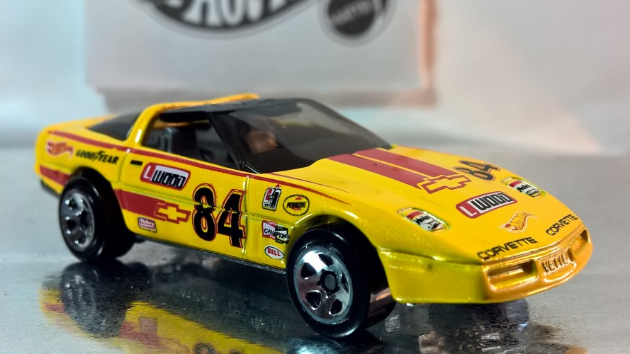 hot wheels 80s corvette