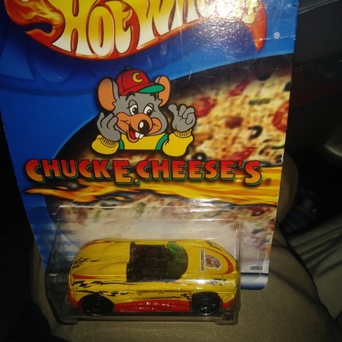 Hot Wheels Chuck E.Cheese/'s MX 48 Turbo