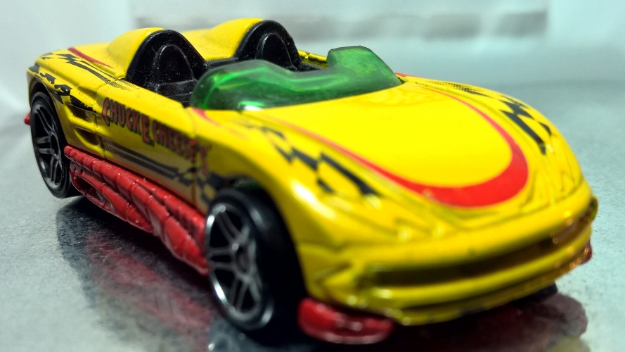 Hot Wheels Chuck E.Cheese/'s MX 48 Turbo