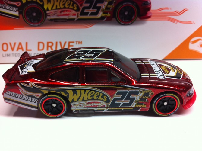 hot wheels oval drive