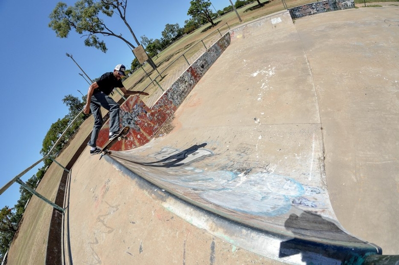 RE: VANS OLD SKOOL PHOTO COMP