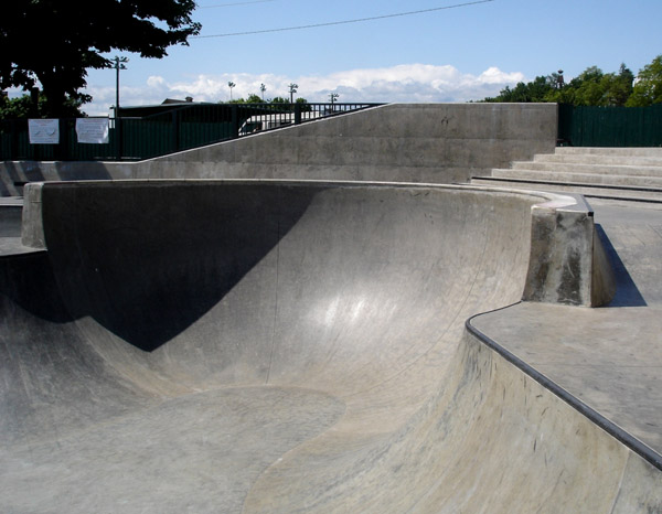 Shit I would like to skate.