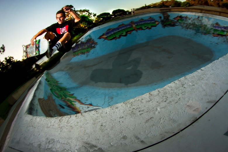RE: VANS OLD SKOOL PHOTO COMP