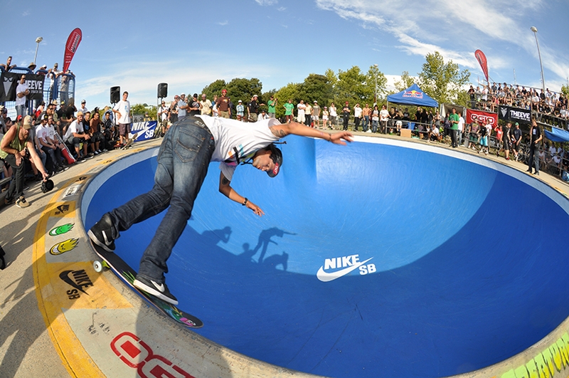 RE: NIKE SB Belco Bowl Jam 2010