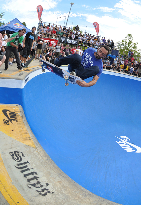 RE: NIKE SB Belco Bowl Jam 2010