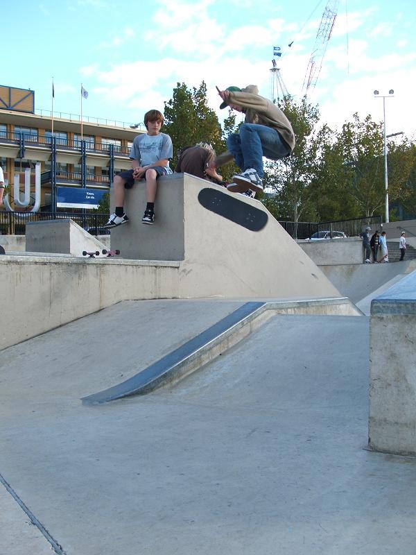 ADELAIDE SKATERS TALK HERE!!