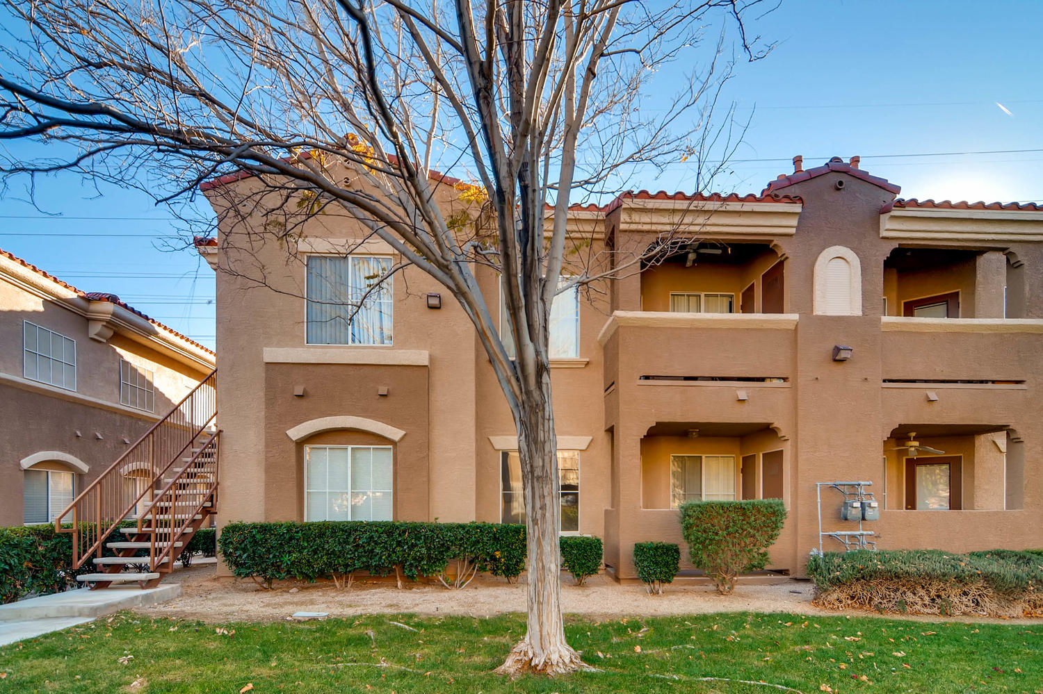 17954 GREAT CONDO IN A GATED COMMUNITY WITH LUXURIOUS POOL! OPEN FLOOR PLAN - NEW PAINT FRESH CARPET AND GREAT LOCATION WITHIN THE COMPLEX! COME SEE THIS ONE FIRST WHILE IT'S STILL AVAILABLE.