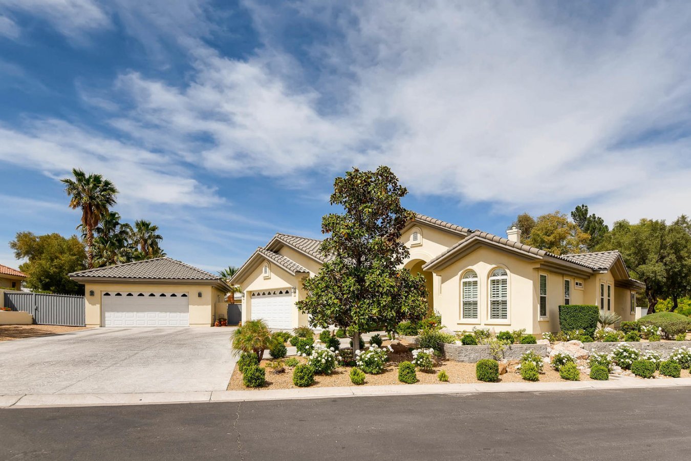 17939 Spectacular single story on a 1/2 acre lot. Convenient location to Summerlin/Strip in a private , gated circle with only 7 other lots. Ample storage inside & out with 5 car garage. Outdoor living with pool, spacious patio, BI BBQ, fire pit, putting green with views. Open floor plan that accommodates entertaining & easy maintenance. Beautiful gourmet kitchen with tons of cabinet space. Open Family & Dining Rooms, Generous Master Bedroom & Bath.