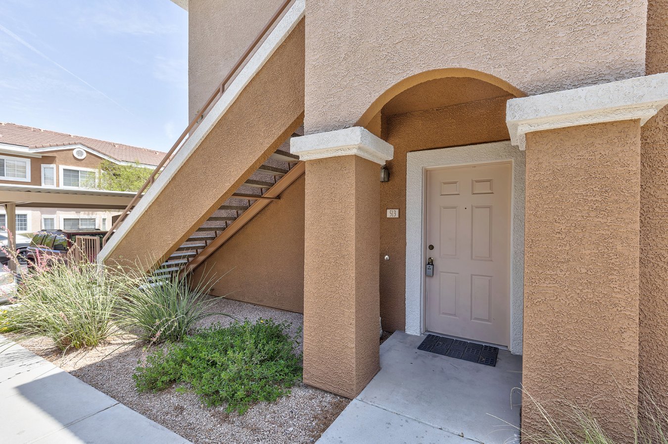 27340 Great 2 bed,2 bath condo next to Green Valey Ranch.New flooring,kitchen ,counters and cabinets.Excellent location near 215 and all shopping.