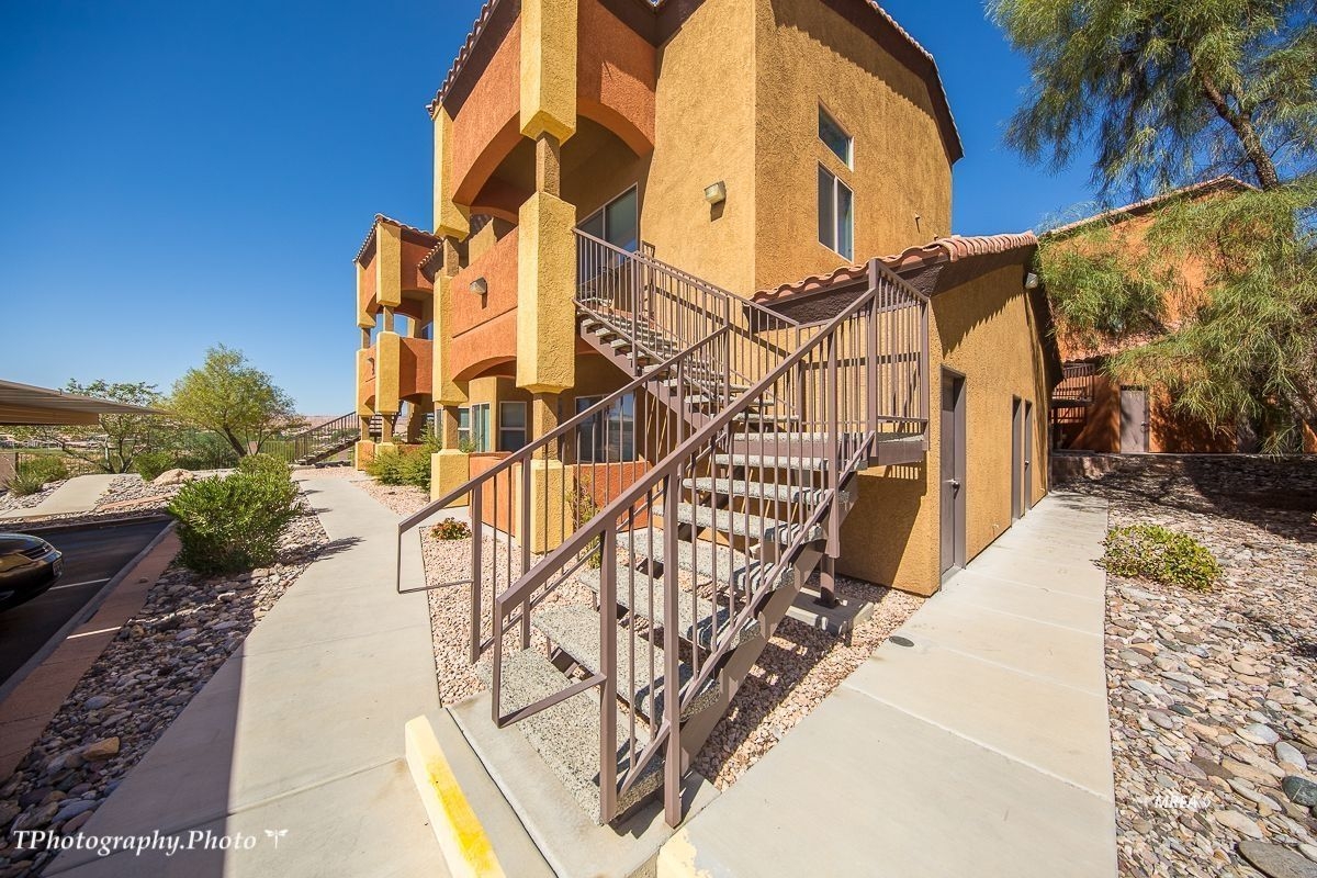 Beautiful Condo with Great Views