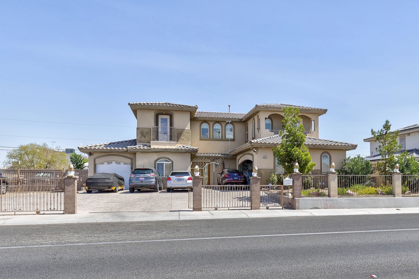 Beautiful custom home that sits on large lot, with3 car garage, rv parking and casita. There’s a total 5 bedrooms, 5 baths, huge den, family & living room, formal dining area & kitchen, granite counter tops, stainless steel appliances, and pantry. Master has 2 walk-in closets, a shower & jacuzzi* travertine flooring, roman columns, coffered ceilings, intercom system, 1st & 2nd floor laundry rooms, 3 balconies, 2 covered patios, a courtyard, fully fenced with 2 wrought iron doors & much more!