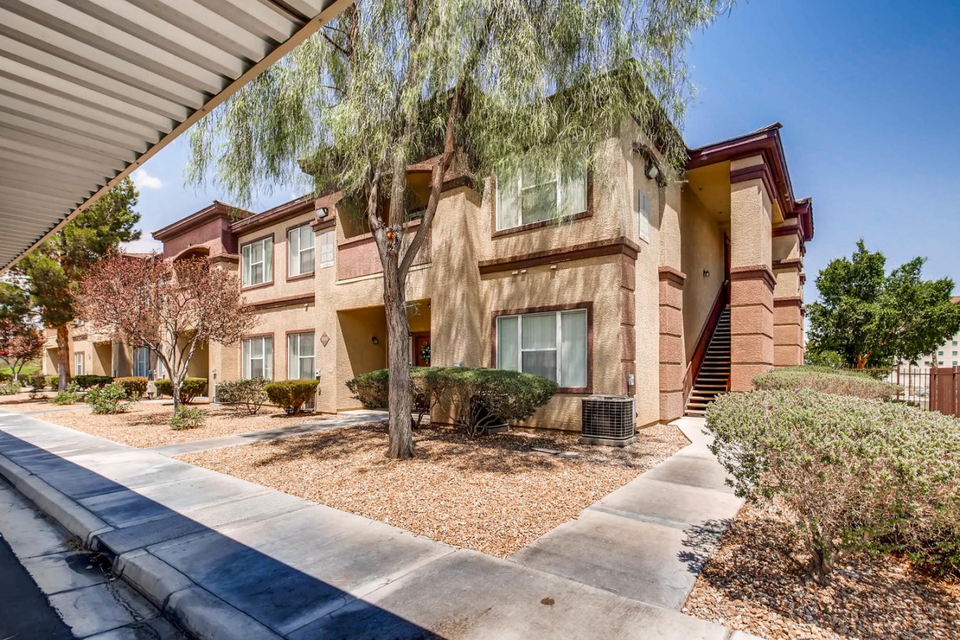 20468 This Condo LOOKS and FEELS Brand New! New PAINT! New CARPET! Very cozy and comfortable to be here! Come see this one first and be done!