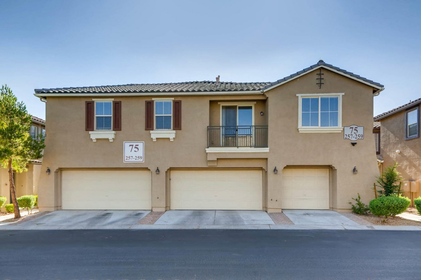 20975 Beautiful two bedroom, 2 bath unit with FRESH PAINT AND FRESH CARPET! All appliances including Fridge and Washer & Dryer come with the home! Stop here first and be done with your search!