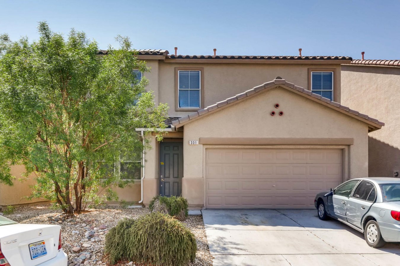 22870 Two Master Bedroom Home, one on each level! Large five bedroom home with loft. New Black Appliances in kitchen.