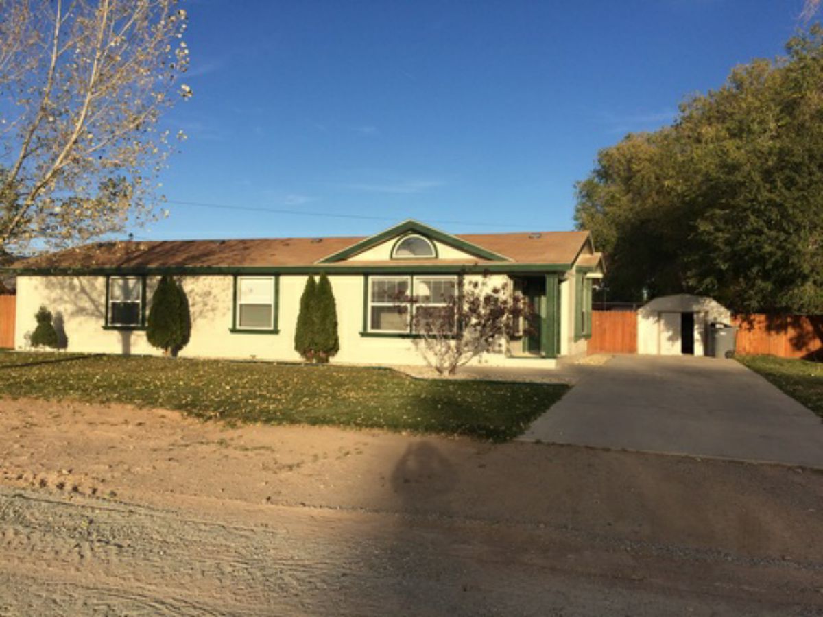 22978 Darling 3 bedrom 2 bathroom home on large lot in Minersville. New paint throughout, newly remodeled bathrooms, large fenced back yard and detached storage shed are just a few great features of this home.